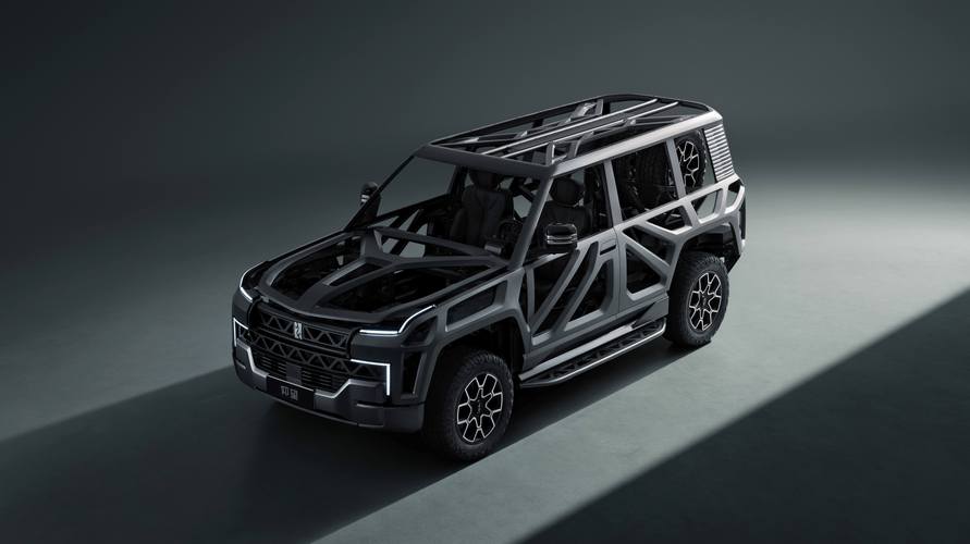 东莞3仰望U8硬派越野的科技魅力，国能汽车对传统燃油车市场的冲击